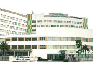 LOCATION-カットビ国際空港や高速道路インターチェンジからも至近。<br />
        日本食レストランやショップが多く集まるバンカオ通りや工業団地へのアクセスも良い立地です。<br />
        近隣には、国際病院やインターナショナルスクールがあるほか、<br />
        2020年にはAEON MALLも開業予定で、今後の賑わいが期待されるエリアです。-Roygent Parks Hai Phong